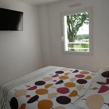 Апартаменты Appt T2 Confortable Ла-Рош-сюр-Йон