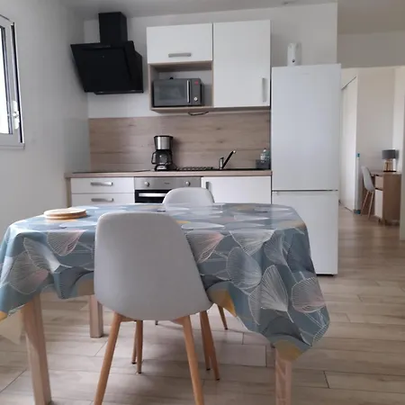 Lejlighed Appt T2 Confortable *