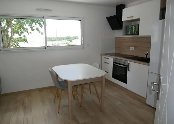 דירה Appt T2 Confortable לה-רוש-סור-יון